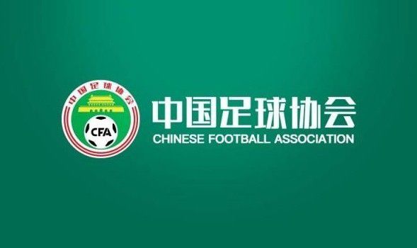 豹子丁冲一双铁拳著名江湖，与两位伴侣常无意及张聋子受聘护送一位病人前去京城叶神医处求医。因病情求助紧急，须取道卷云山，但卷云山响马占据，恶魔群集，近十年无人敢颠末。 在上山途中丁冲等人碰到无数陷井、危机，凭仗三人的机灵和超人的武功，破了一阵又一阵，闯了一关又一关，到最后内幕令三人年夜出料想......